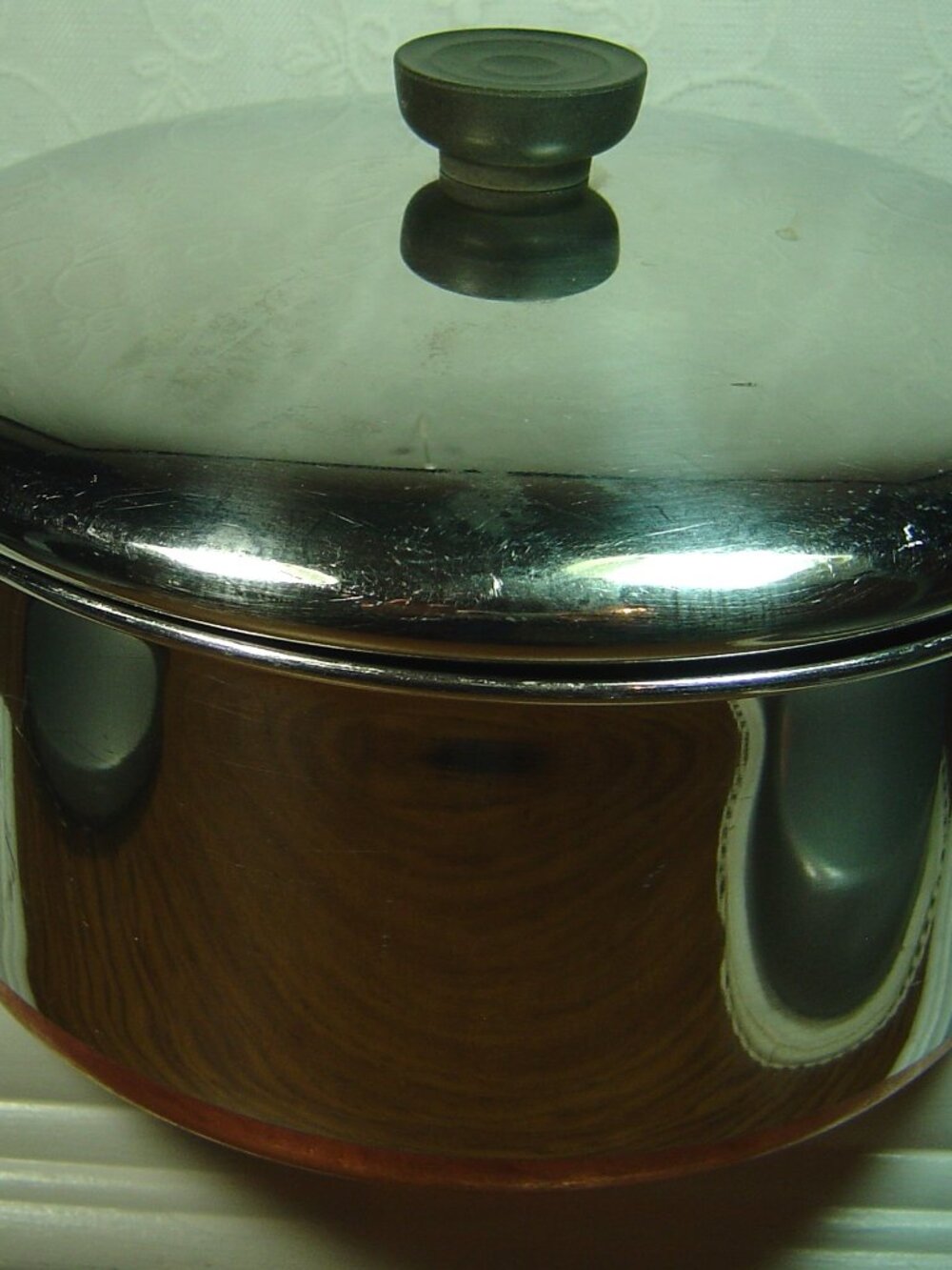 Vintage Revere Ware copper bottom 4.5 quart stock pot with lid